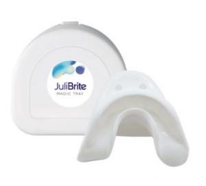 JuliBrite Whitening Kit bewaarbox en bitje